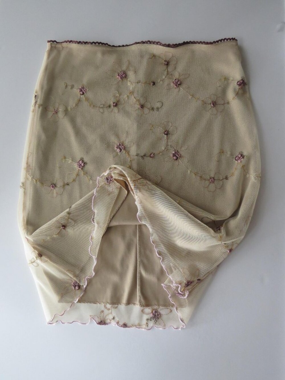 Vintage Italian Embroidered Floral Mesh Tan Skirt, Made in Italy, Njama Woman